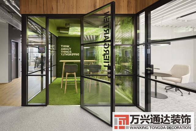 辦公室裝修設(shè)計(jì)辦公室裝修設(shè)計(jì)平面圖_萬(wàn)興辦公室裝修公司