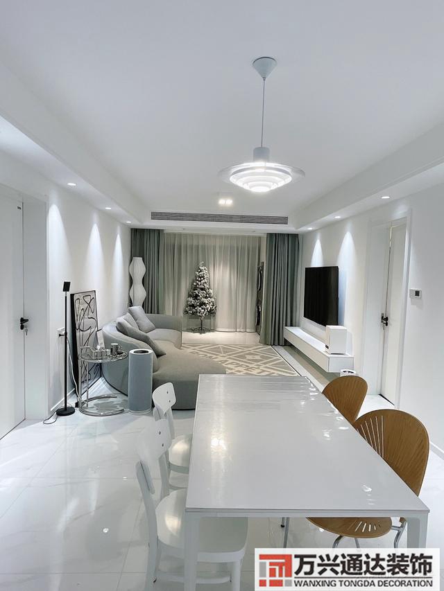 白色裝修風(fēng)格白色裝修風(fēng)格配什么顏色家具