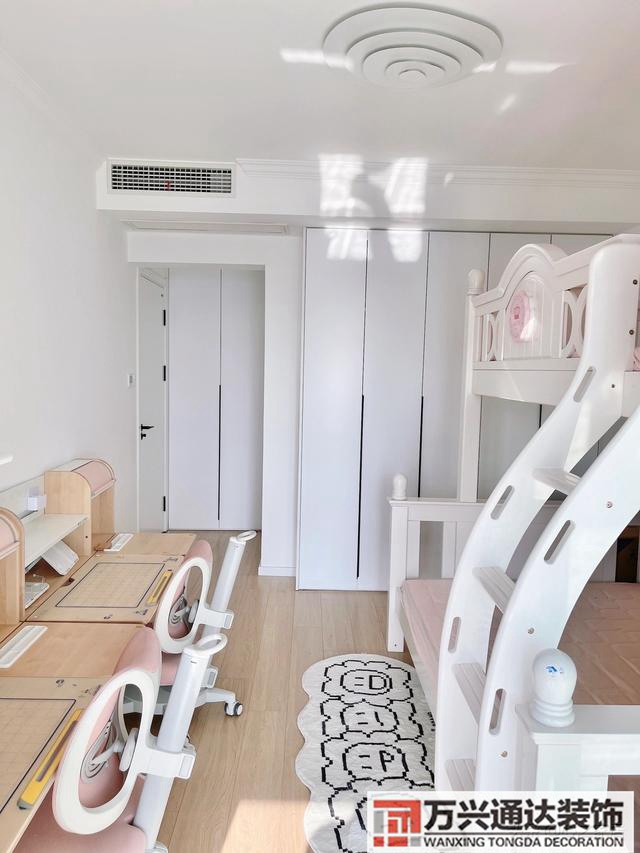 白色裝修風(fēng)格白色裝修風(fēng)格配什么顏色家具