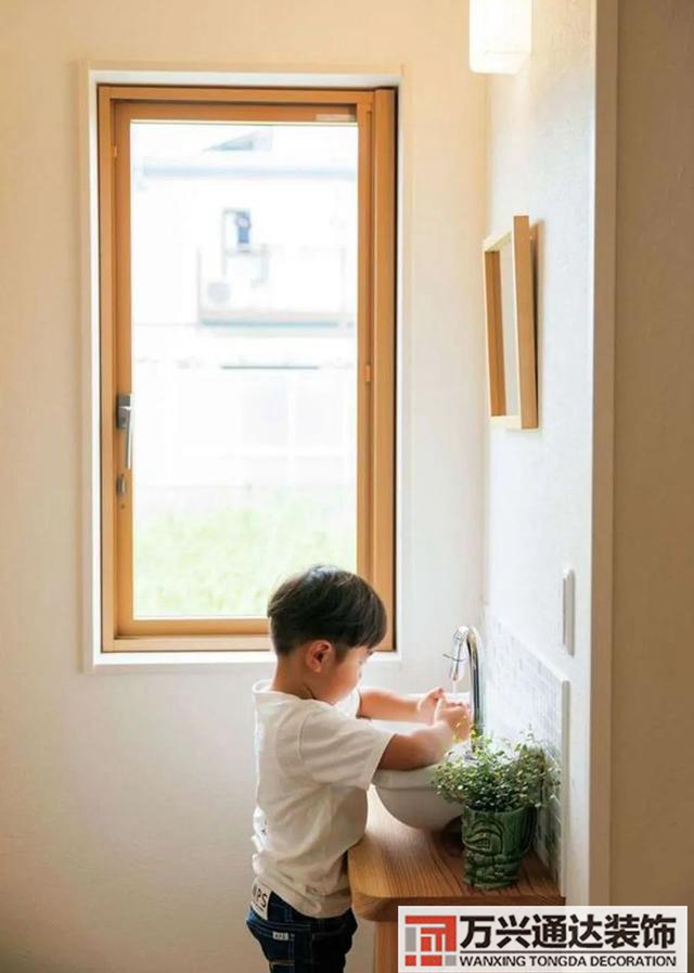 家裝修家裝修墻面用乳膠漆好還是藝術(shù)漆好