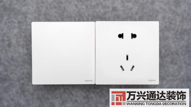 裝修開關裝修開關插座布局圖