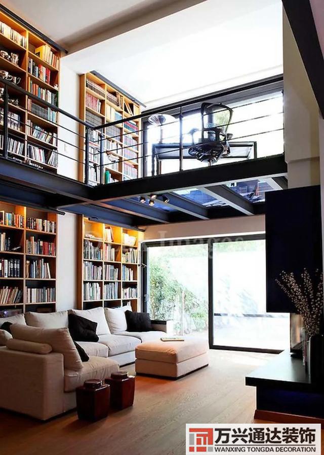 復(fù)式客廳裝修復(fù)式客廳裝修圖片