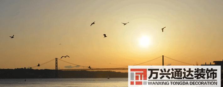 辦公室座位左側(cè)對(duì)門的風(fēng)水辦公室門口座位風(fēng)水