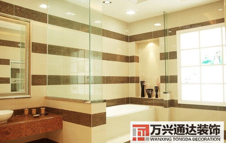 裝修磚裝修磚塊砸到樓下的車